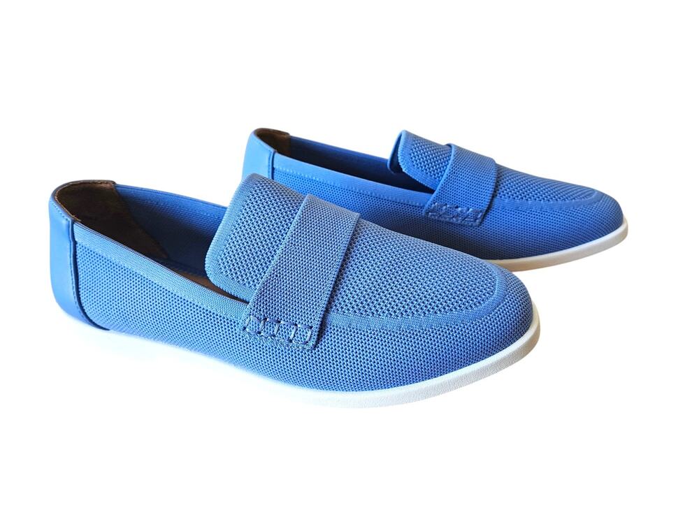NEW Me Too Women's Blue Slip On Loafers Comfort Flats Wide Size 9W